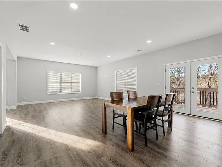 450 Oliver Ridge Dr — Photo 32
