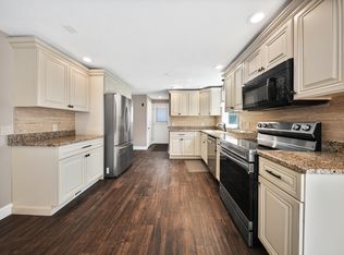 6 Ellery St, Braintree, MA 02184