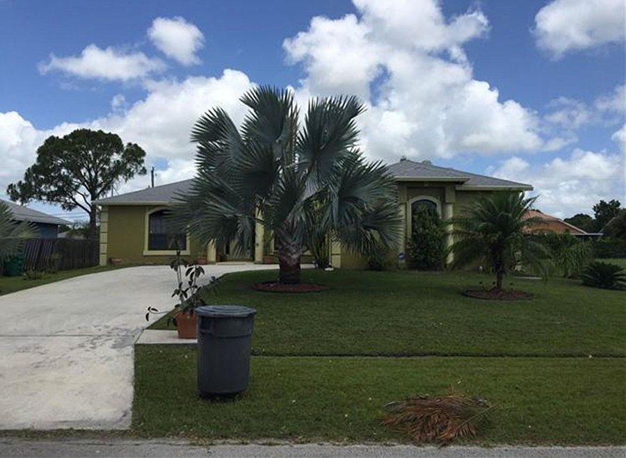 1st image of 319 SW Grimaldo Ter