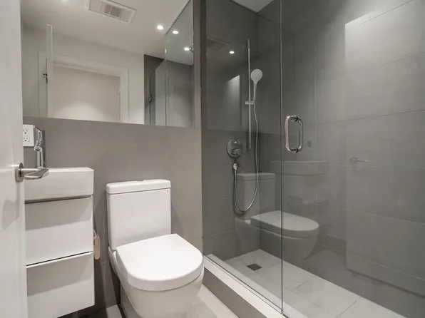 109 Indian Rd #50097A-102, Toronto, ON M6R 2V5