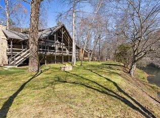 577 Blackberry Dr, Mineral Bluff, GA 30559