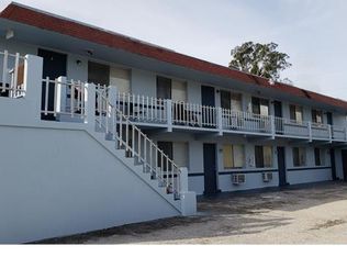 230 7th St #5, West Palm Beach, FL 33403