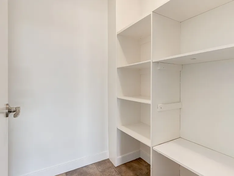 1015 Cameron Ave SW — Photo 35