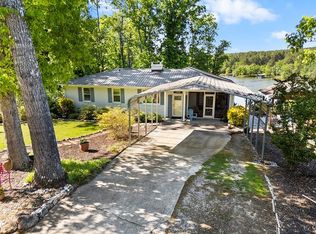152 Rocky Shores Boat Ramp Rd, Iva, SC 29655