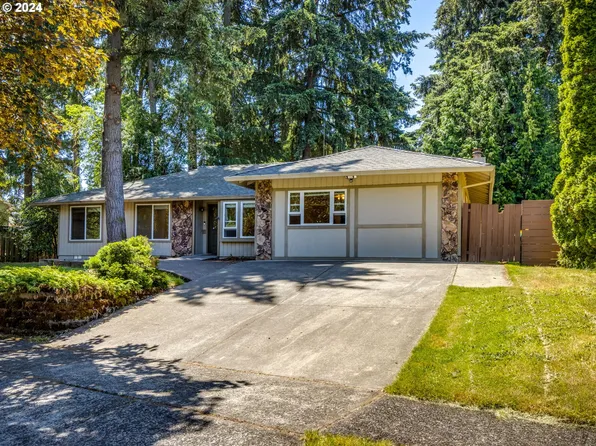 9565 SW Hialeah Dr, Beaverton, OR 97008