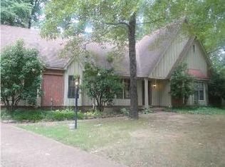 884 Fair Oaks Dr, Collierville, TN 38017