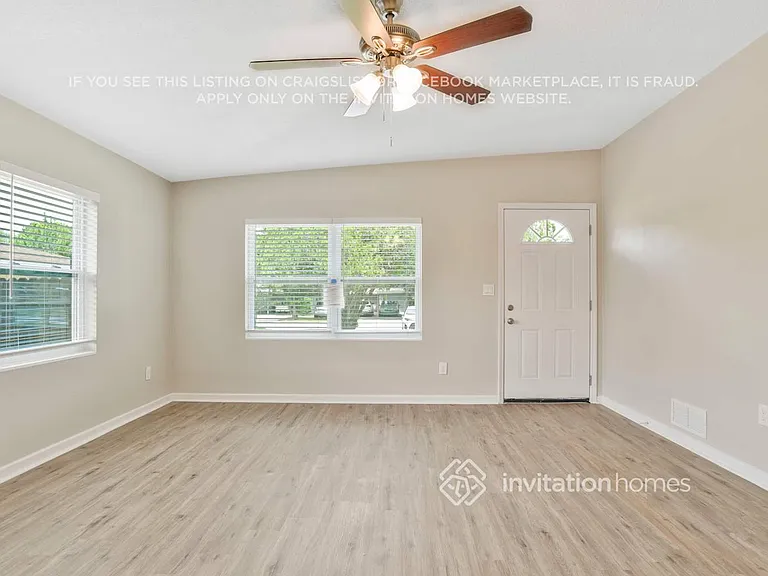 1726 Diamond Dr — Photo 7