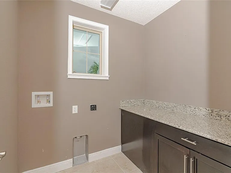 13874 Arclid St — Photo 24