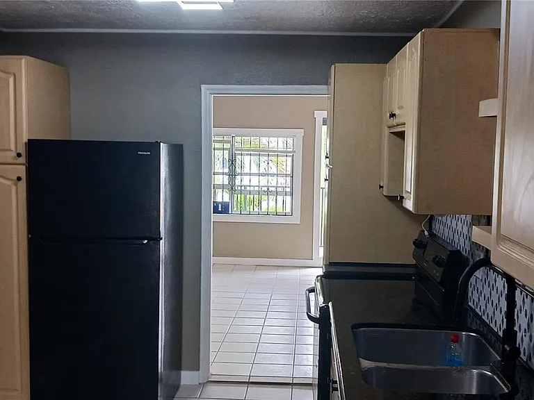 2272 SW 8th St #3 — Photo 11