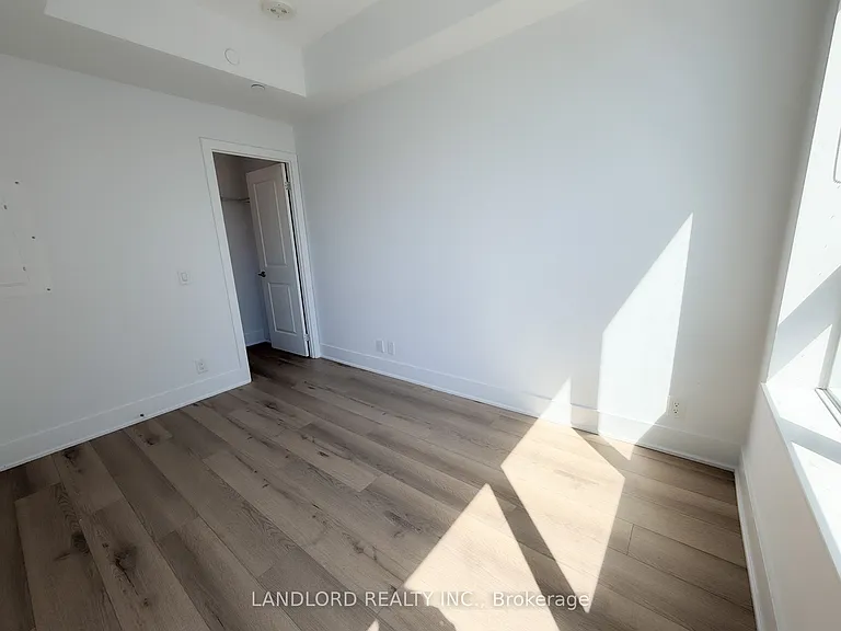 120 Parliament St #412 — Photo 15