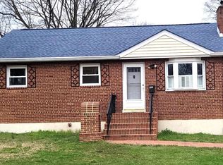 1689 Rosedale Ct, Woodbridge, VA 22191