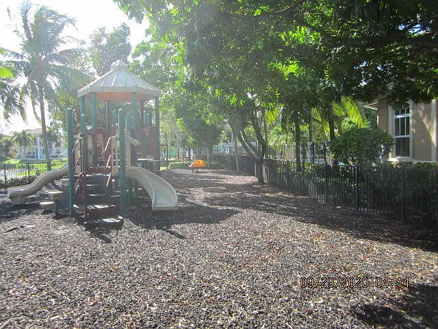 759 Gazetta Way — Photo 56
