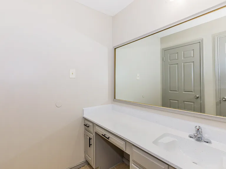 Vintage Square Apartments, McAllen, TX — Photo 54