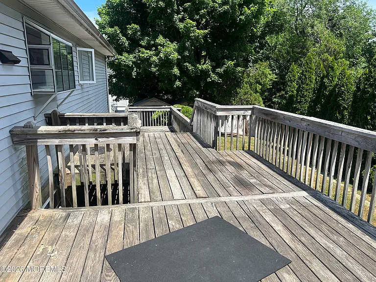 12 White Dr — Photo 19