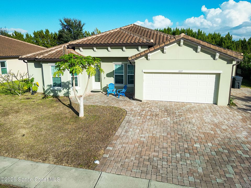 1st image of 1227 Fulton Cir