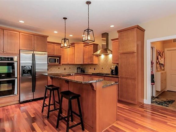 5th image of 6706 Brookside Woods Ct SE