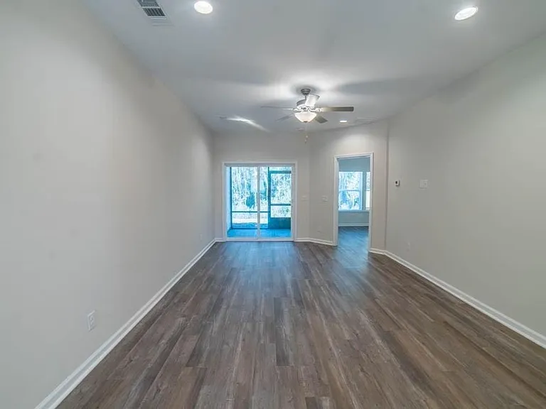 131 Lower Creek Dr — Photo 8