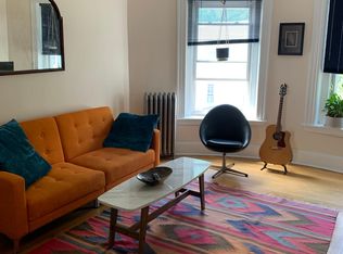 17 Grovenor Rd APT 5, Jamaica Plain, MA 02130