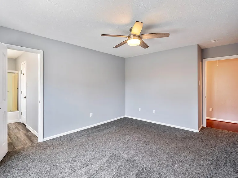 2923 Goldspring Ln — Photo 24
