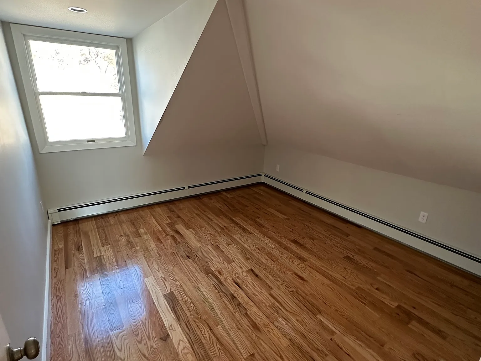 7 Oak St — Photo 3