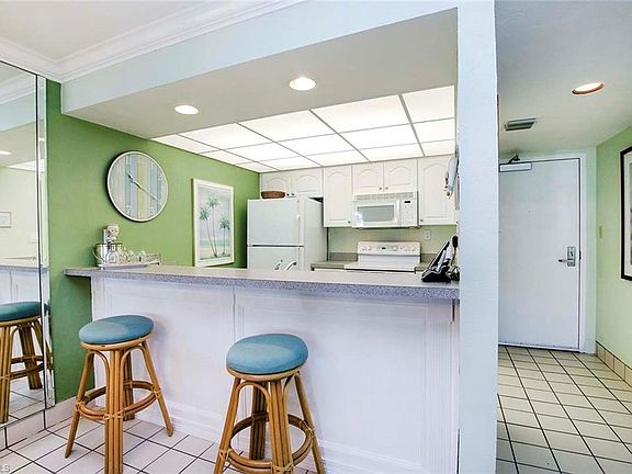 5th image of 1501 Middle Gulf Dr Unit F206