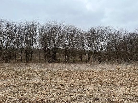 3rd image of 591 Farmer Rd