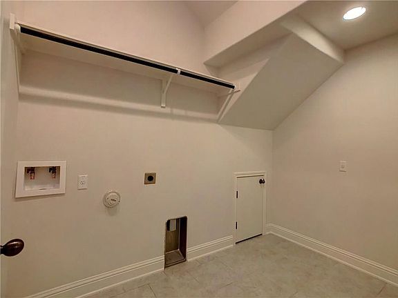 5th image of 12604 Ondara Dr