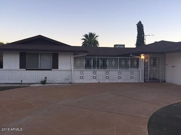 2nd image of 11015 W Cinnebar Ave
