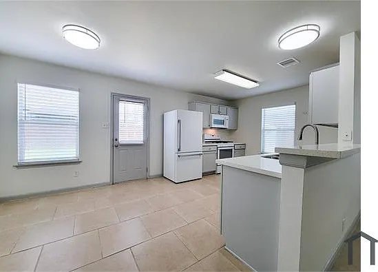 19022 Yellow Thrush Dr — Photo 17