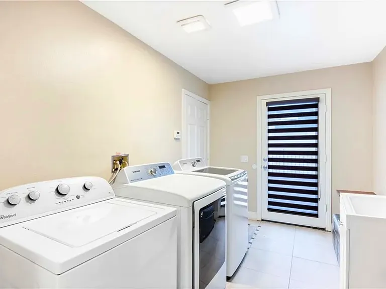 5075 Calypso Ct — Photo 19