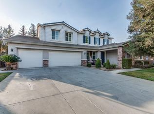 952 Carson Ave, Clovis, CA 93611