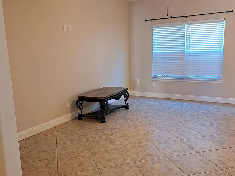 1734 Annabellas Dr — Photo 8