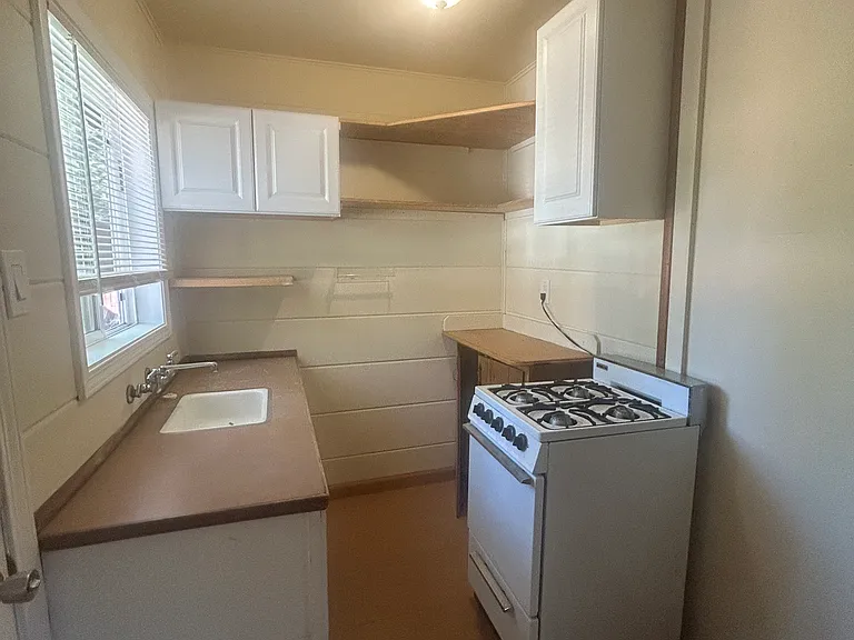 25055 Marion Ridge Dr #9 — Photo 4