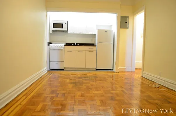 Rented by Living New York | media 8