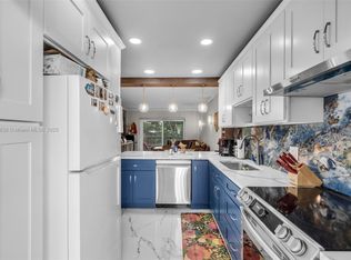 1000 Hillcrest Ct APT 207, Hollywood, FL 33021