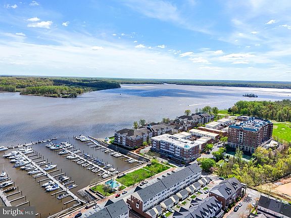 3rd image of 13825 Estuary Pl