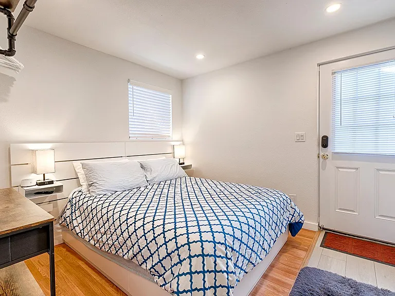 515 Mountain View Ave #D — Photo 7