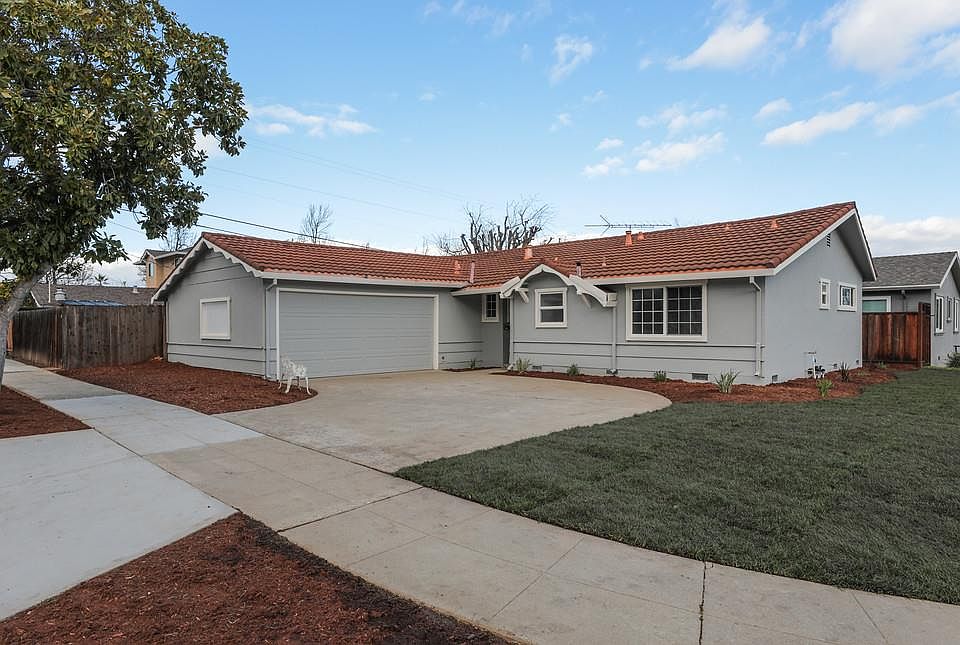 1st image of 1684 Kintyre Way