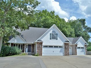 703 10th Ave, Hampton, IL 61256