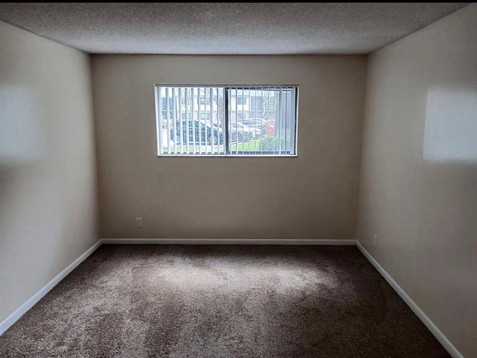 1st image of 677 Trace Cir #1