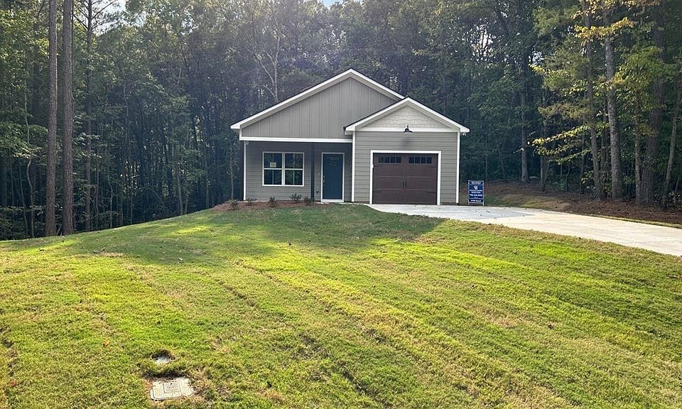 1st image of 138 Cedar Dr