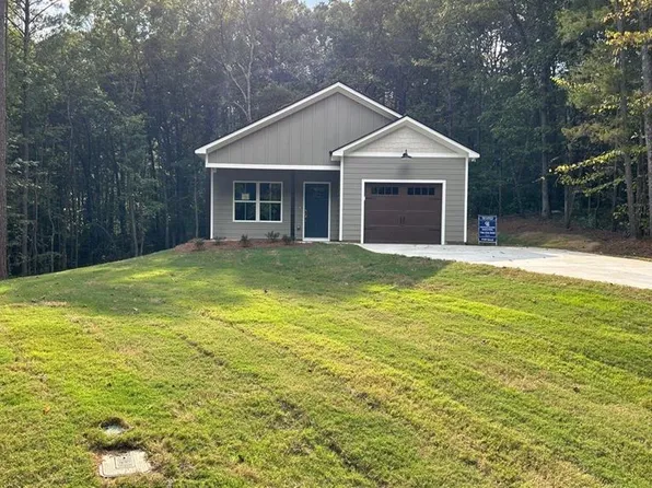 138 Cedar Dr, Pine Mountain, GA 31822