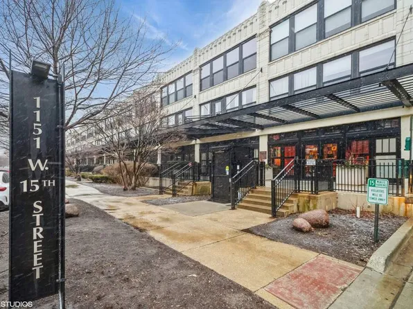 1111 W 15th St #Gu138, Chicago, IL 60608