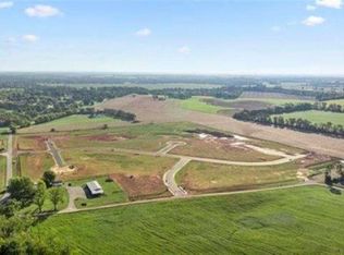 24 Lexington Rd, Bowling Green, KY 42104