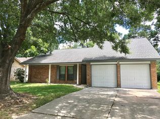 2710 Lexington Woods Dr, Spring, TX 77373