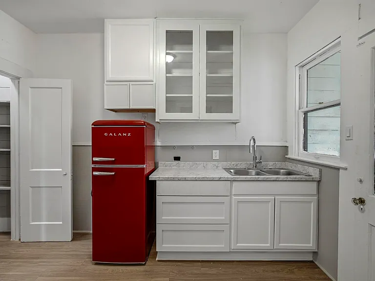1044 W Mistletoe Ave #4 — Photo 17