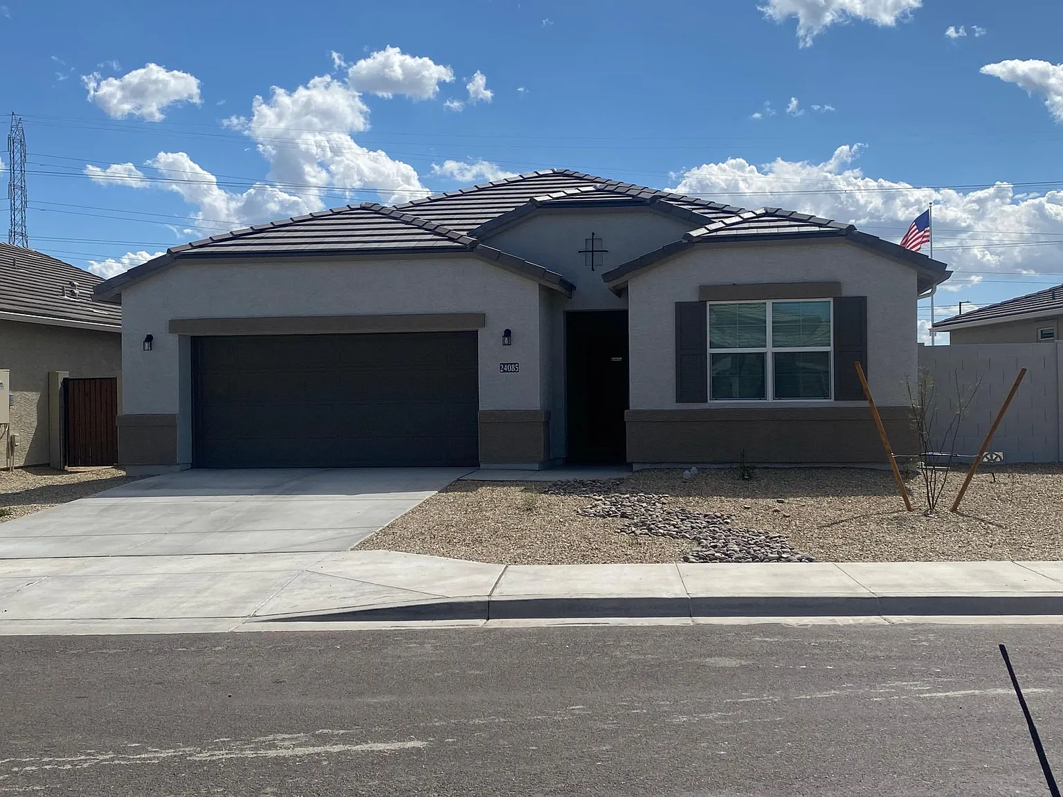 24085 W Ripple Rd — Photo 1