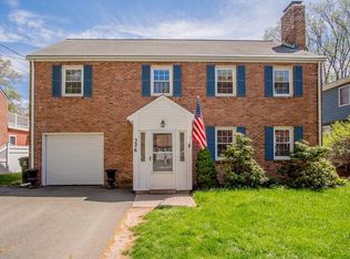 326 Cumberland Rd, West Hartford, CT 06119