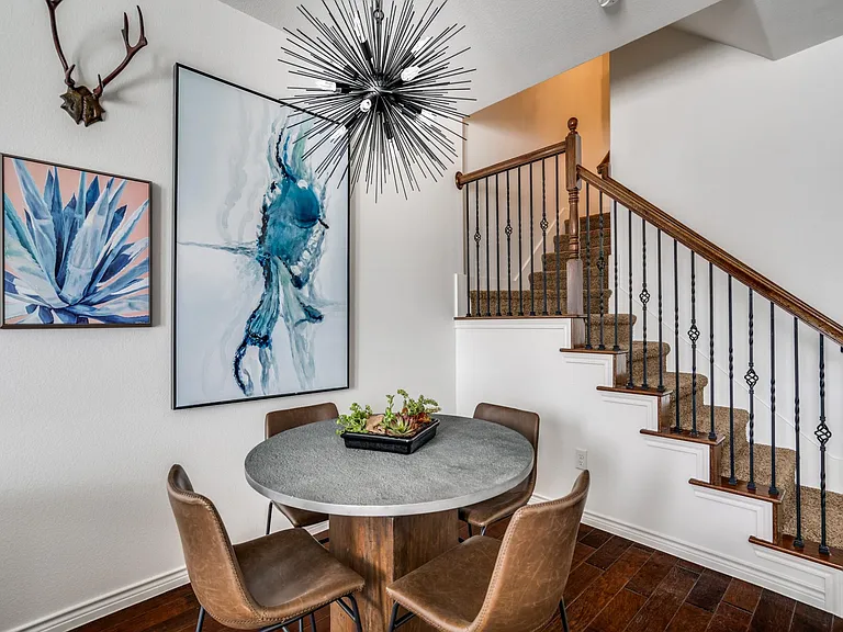 5745 Knox Dr — Photo 5