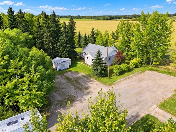 5160 & 5156 E 52nd St, Caroline, AB T0M 0M0